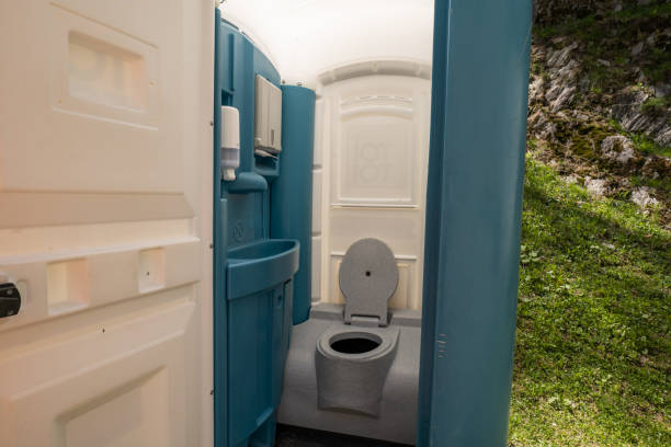 Best Restroom Trailer for Weddings  in St Pauls, NC